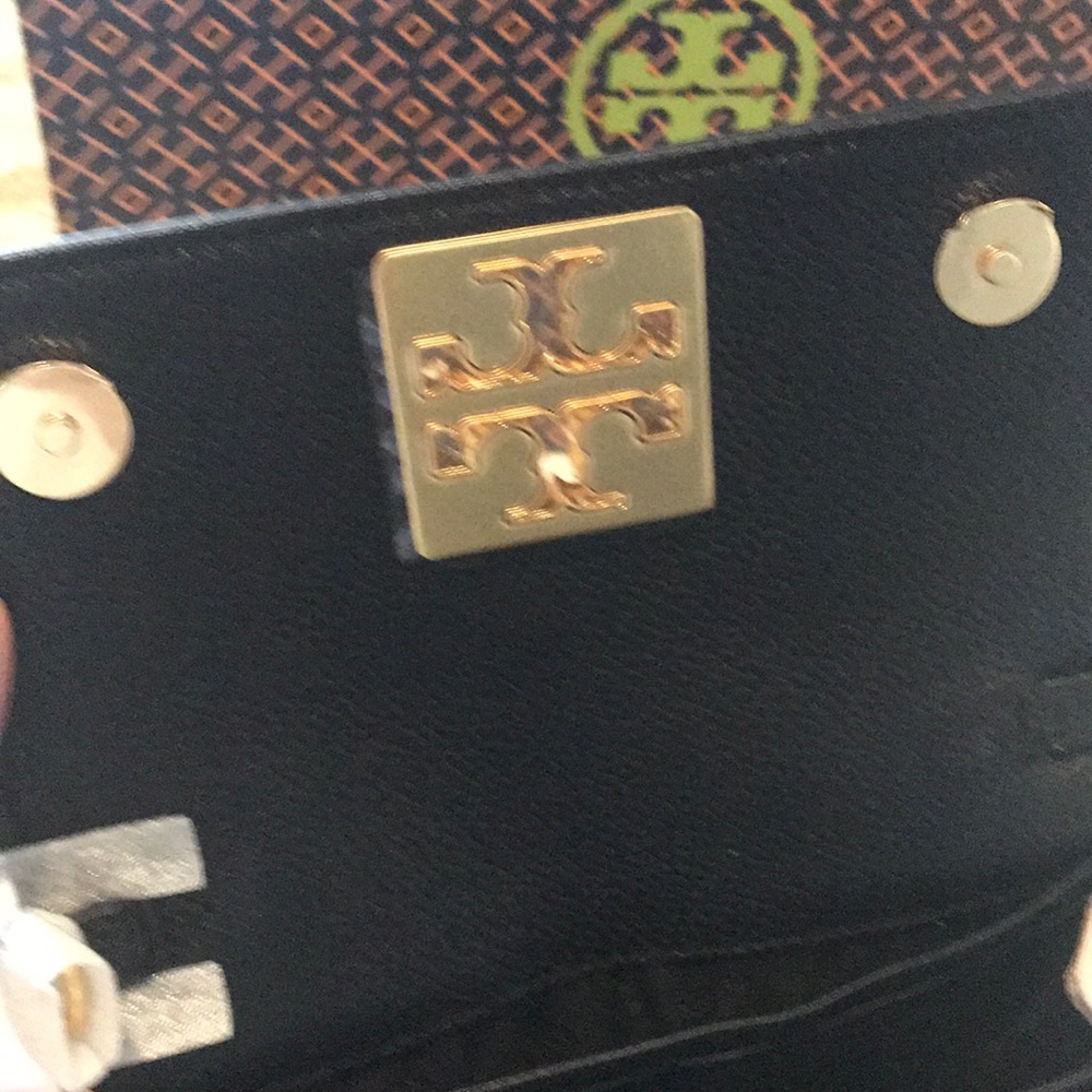❤️🆕NWT Tory Burch Britten Chain Wallet - Picture 7 of 8
